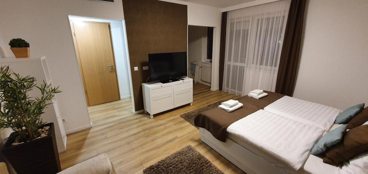 Апартаменты Sunset Wellness Apartman Залакарош Экстерьер фото